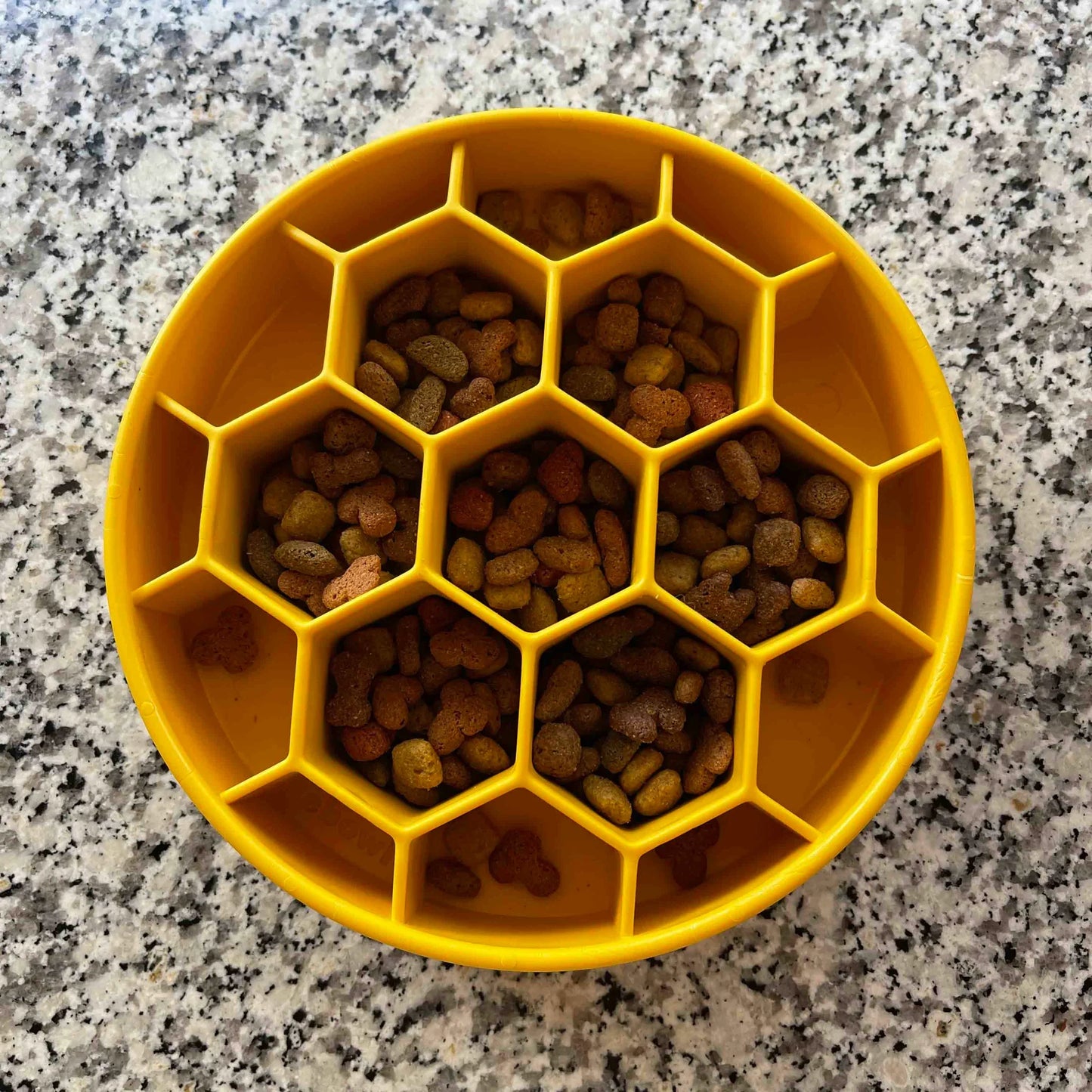 Sodapup HONEY COMB Slow Feeder - Rumena